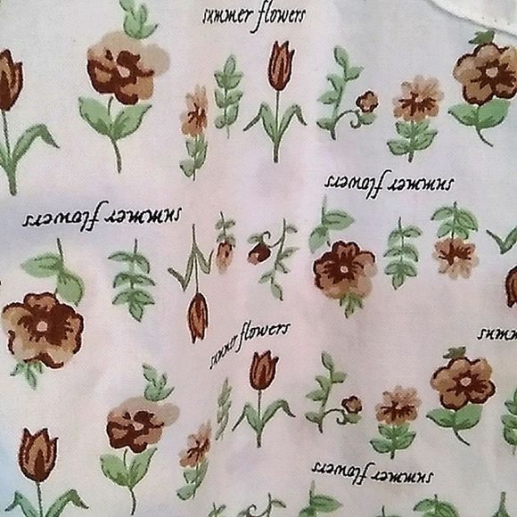 Basic additions medium cotton polyester short sleeve button up blouse. - Picture 4 of 6